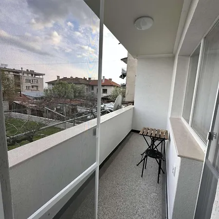 Elion House 4 Apartment Chissarja